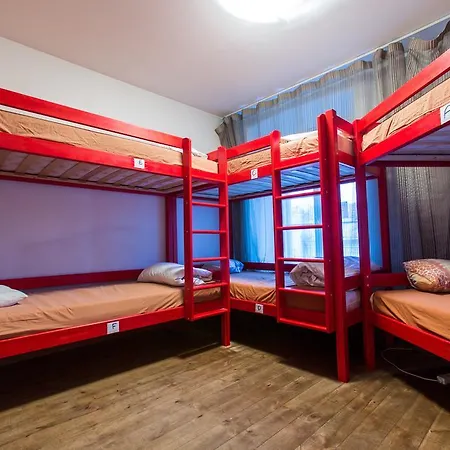Backpackers Hostal *